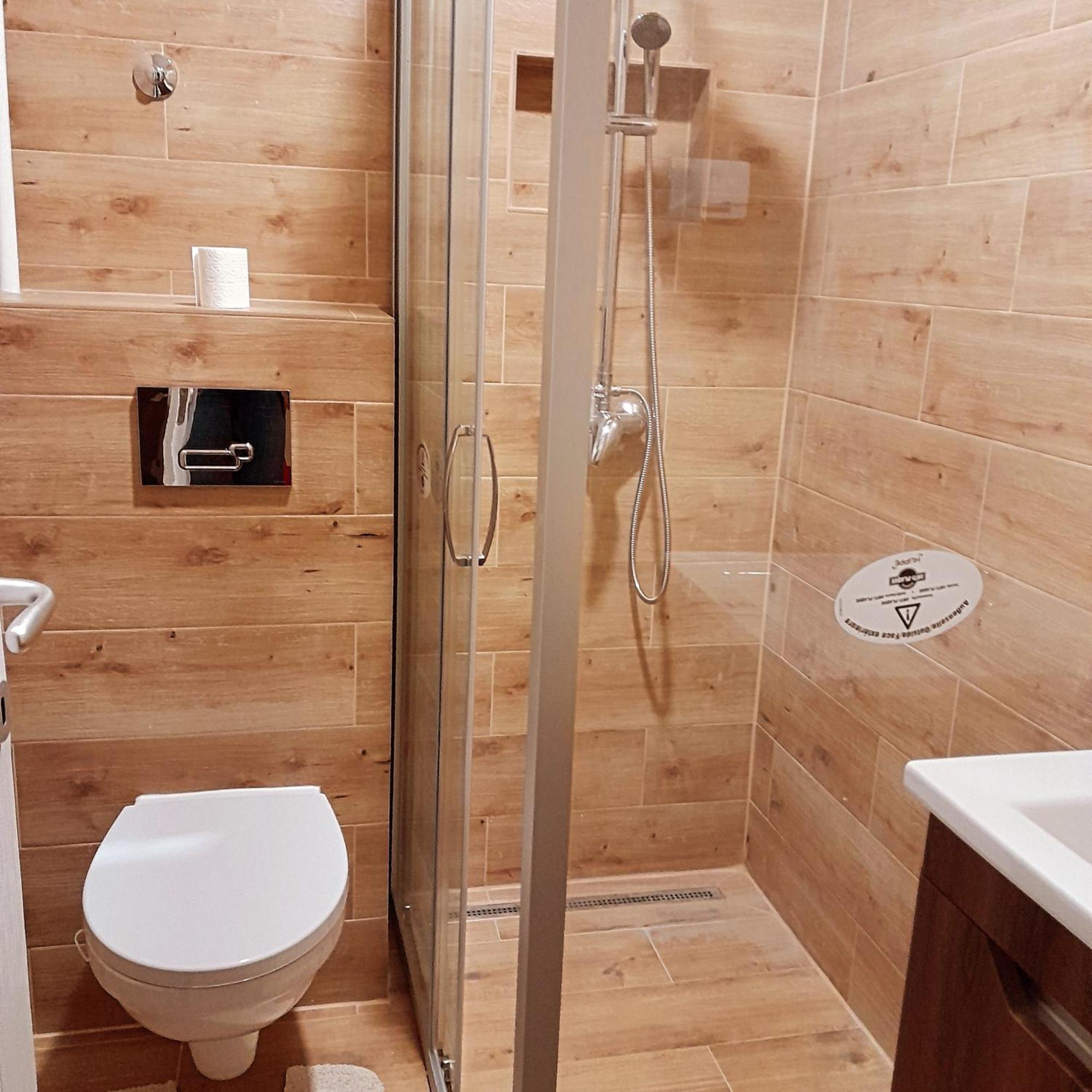 Апартаменти Lara Apartman Суботиця Екстер'єр фото